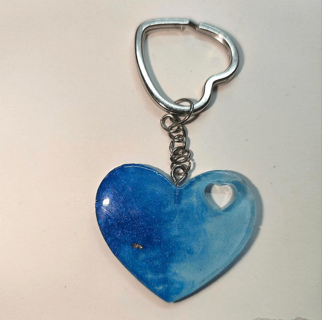 Porte clés coeur bicolore bleu 