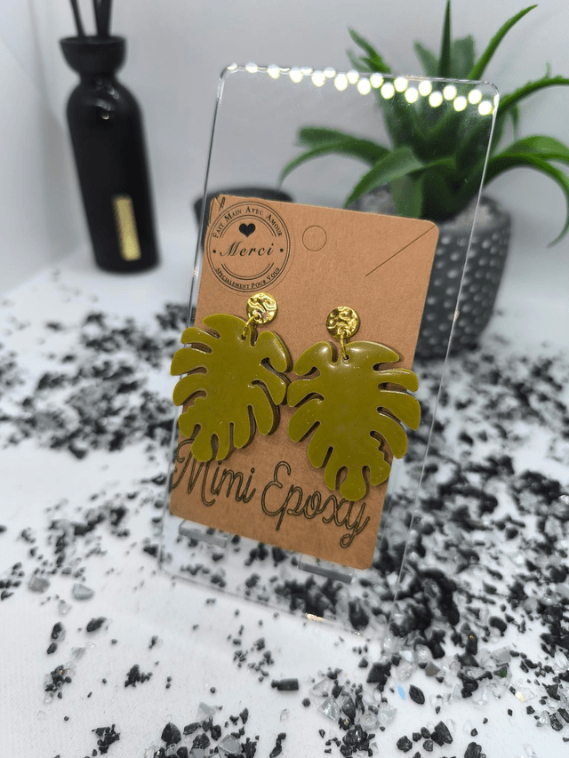 Boucles d'oreilles feuilles kaki 