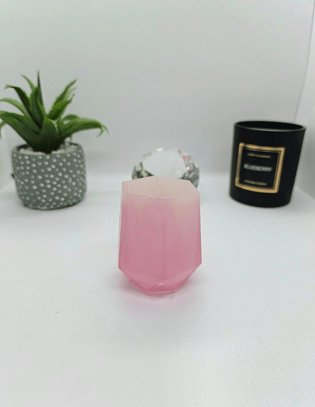 Petit pot à crayon rose et blanc fumée
