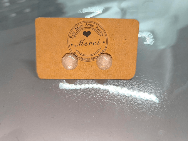 Petites boucles d'oreilles ronde blanc galaxy 