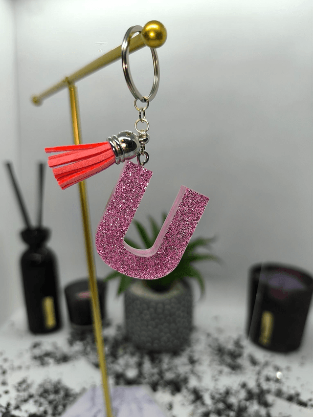 Porte clés initiale "U" rose pailletté 