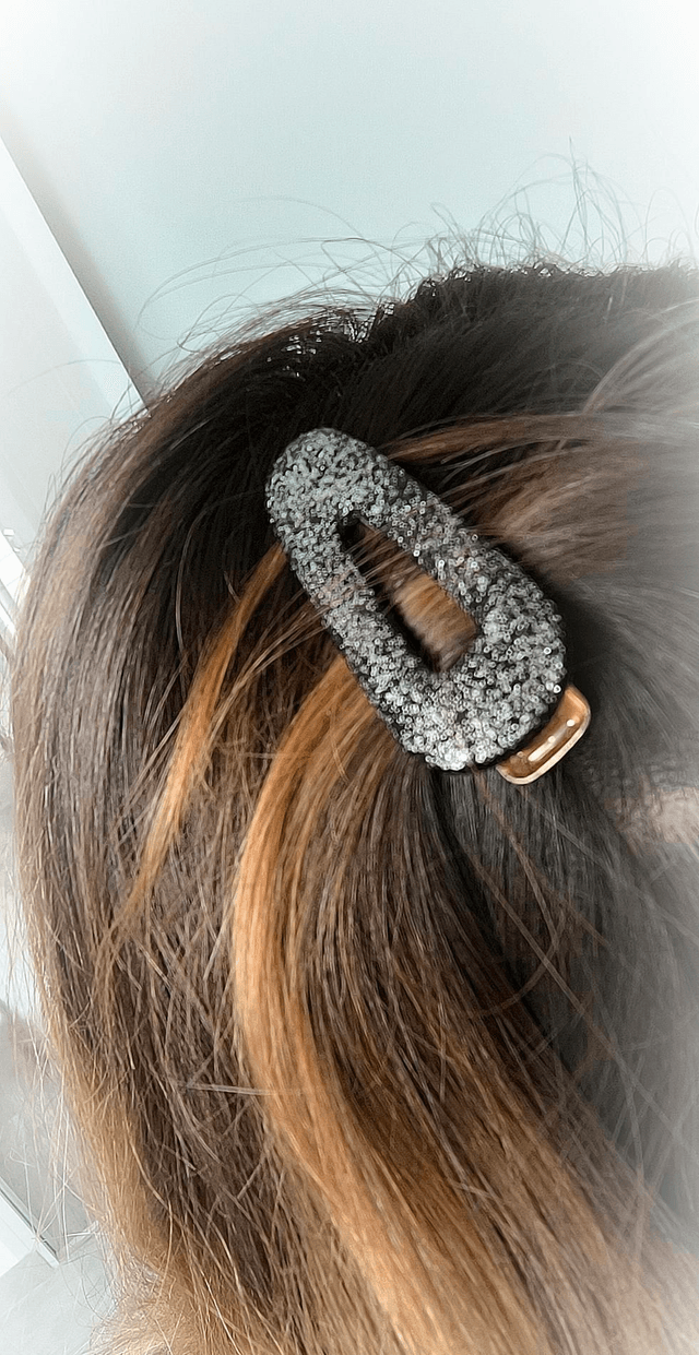 Barrette à cheveux triangle noir pailleté argenté 