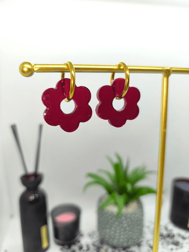 Boucles d'oreilles fleur/créole rouge bordeaux 