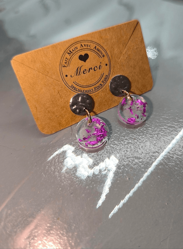 Boucles d'oreilles ronde transparent mauve 