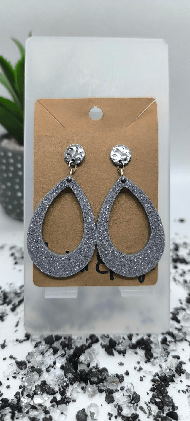 Boucles d'oreilles grise pailletée 
