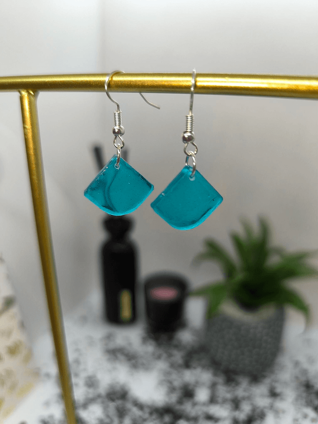 Boucles d'oreilles triangle bleu océan 