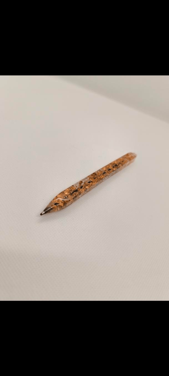 Stylo bille feuille bronze (couleur noir)