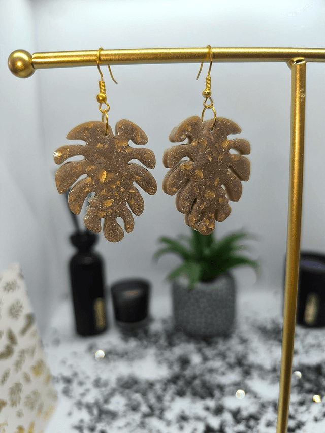 Boucles d'oreilles feuille kaki marbré feuilles d'or 