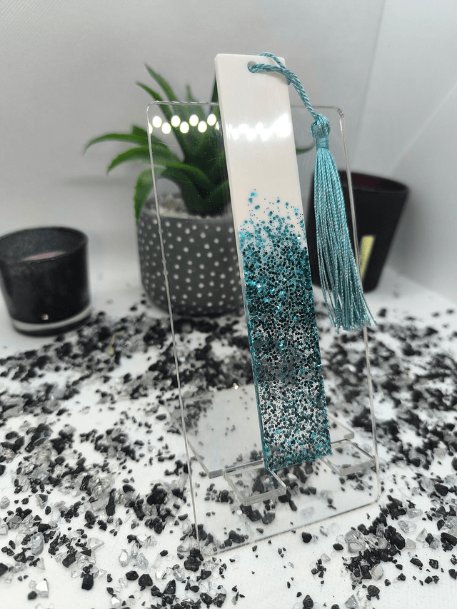 Marque page bicolore turquoise pailleté et blanc 