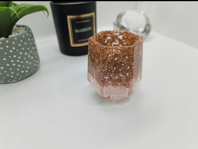 Petit pot à crayon feuilles bronze 