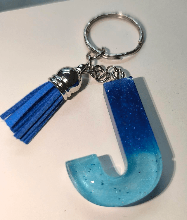 Porte clés initiale "J" bicolore bleu 