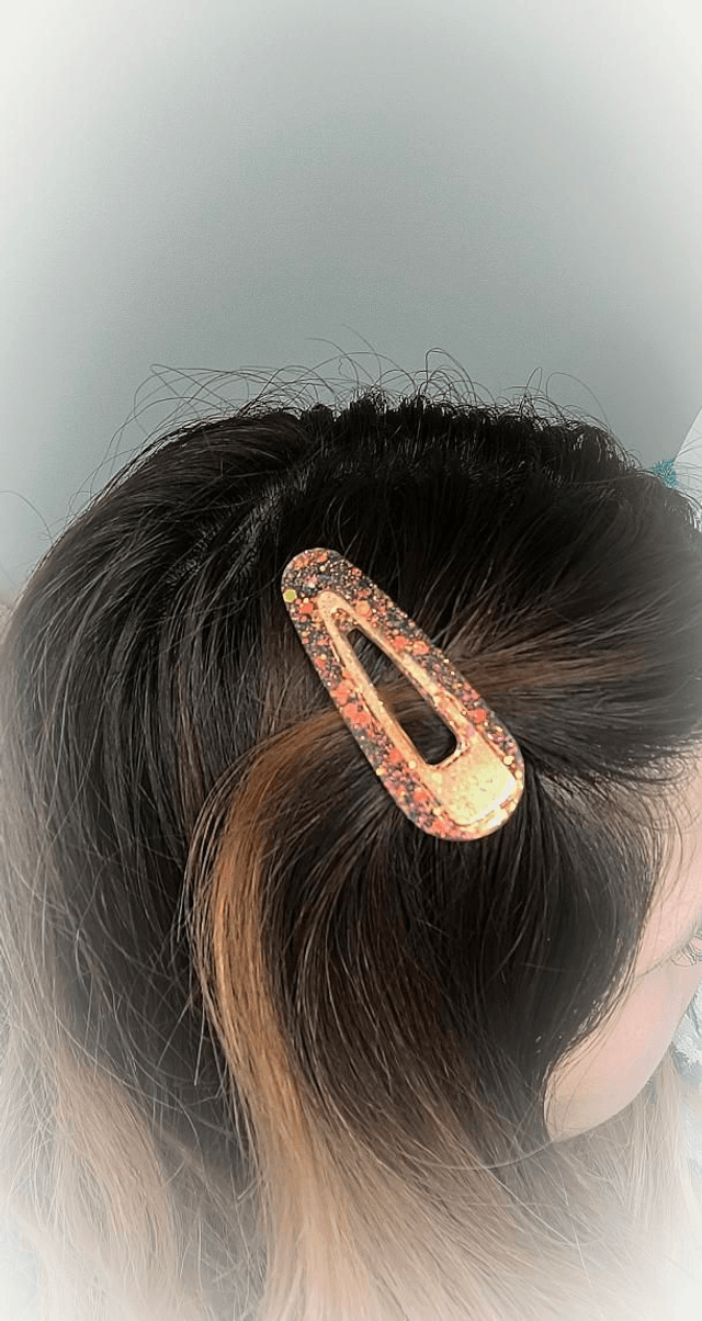 Barrette à cheveux triangle rose transparent holographique 