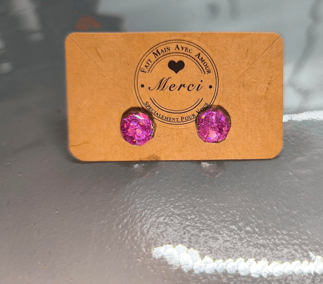 Petites boucles d'oreilles ronde rose pailletté 