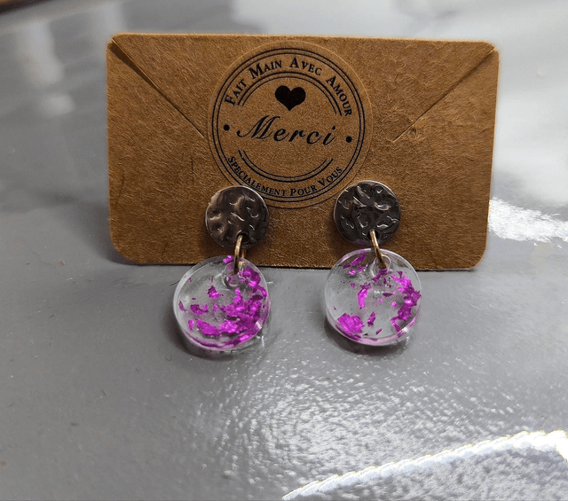 Boucles d'oreilles ronde transparent mauve 