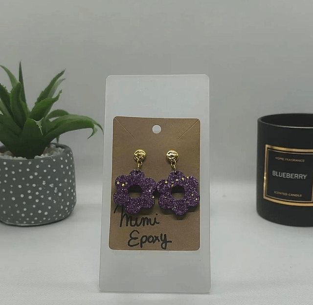 Boucles d'oreilles fleur mauve 