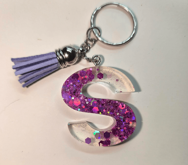 Porte clés initiale &quot;S&quot; rose pailletté holographique 
