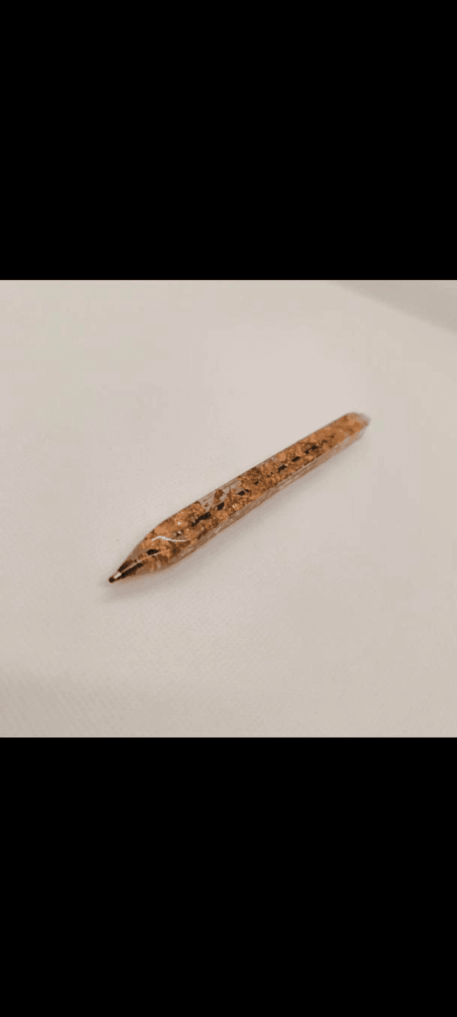 Stylo bille feuille bronze (couleur noir)
