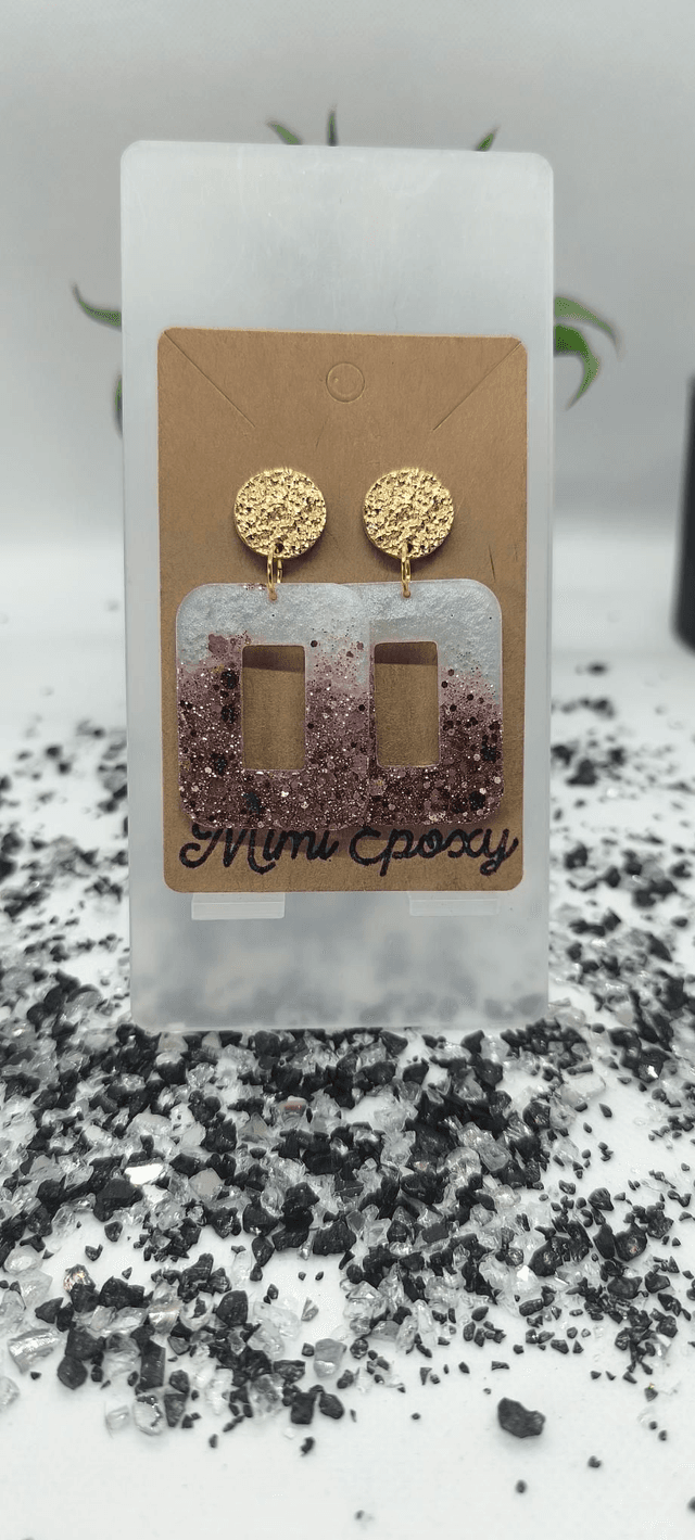 Boucles d&#039;oreilles blanc nacré paillettes rose 