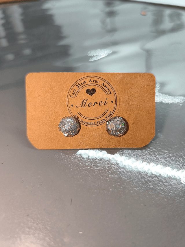 Petites boucles d&#039;oreilles ronde argenté holographique 